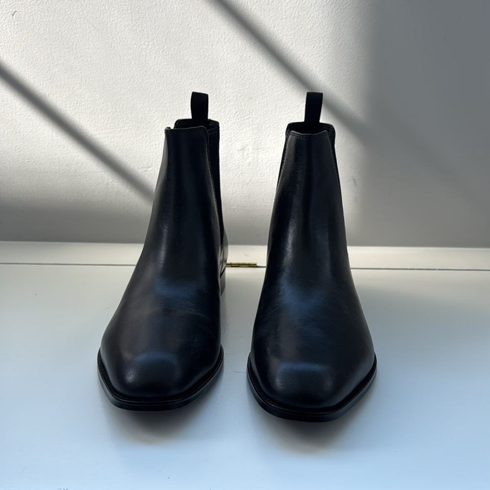 Coach Men's Metropolitan Chelsea Leather Boots, size 8.5